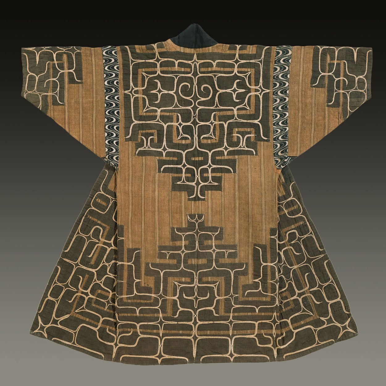 Attush Ainu Robe, Japan